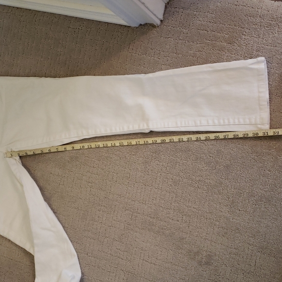 True religion low rise flare Jean's size 29 - Picture 11 of 12